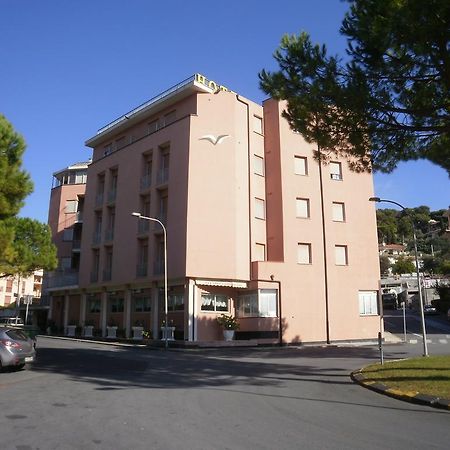 Hotel I Due Gabbiani Citr 9006 Marina dʼMarina dʼAndora Exterior foto