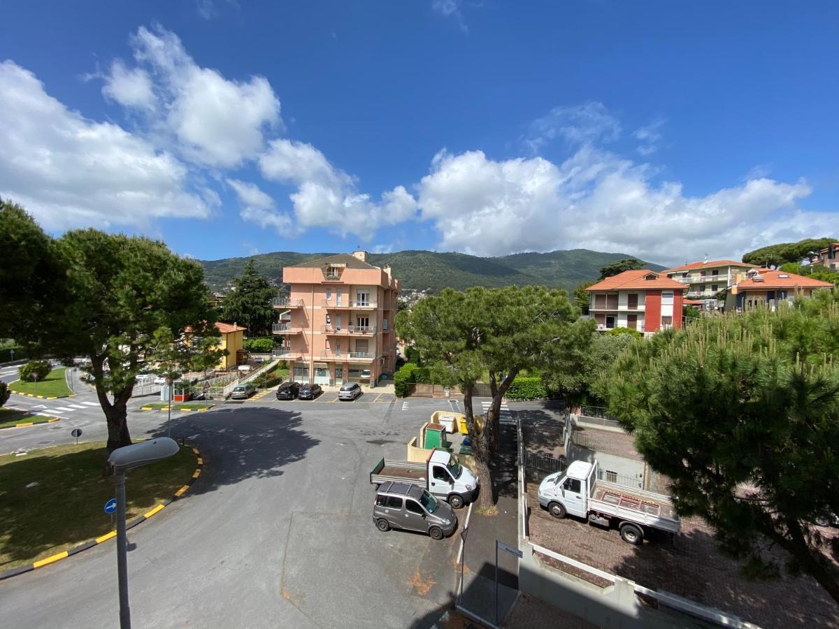 Hotel I Due Gabbiani Citr 9006 Marina dʼMarina dʼAndora Exterior foto